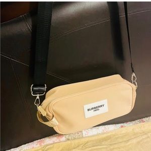 Burberry pouch bag